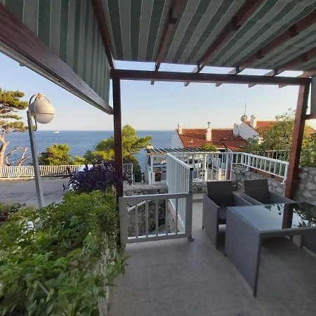 Kate's Place 2 3*